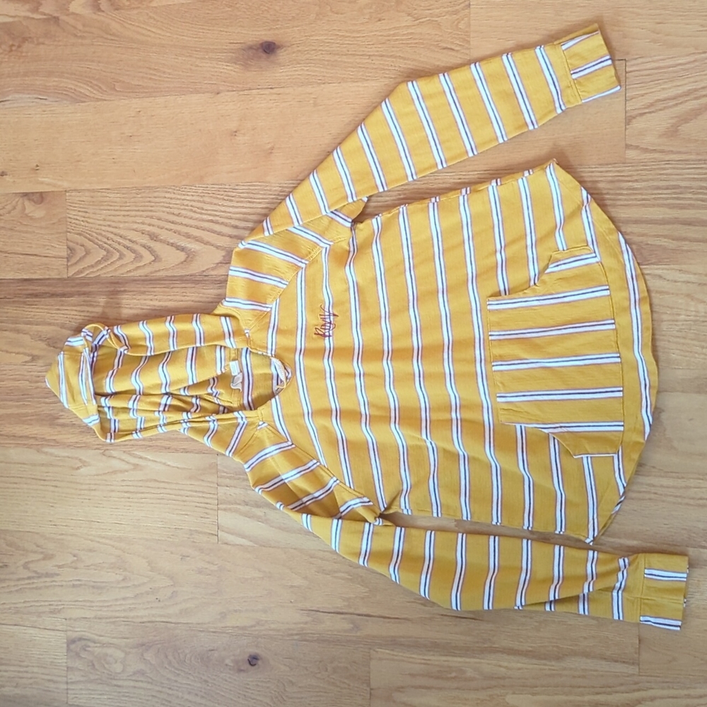 Girl's Roxy hooded shirt